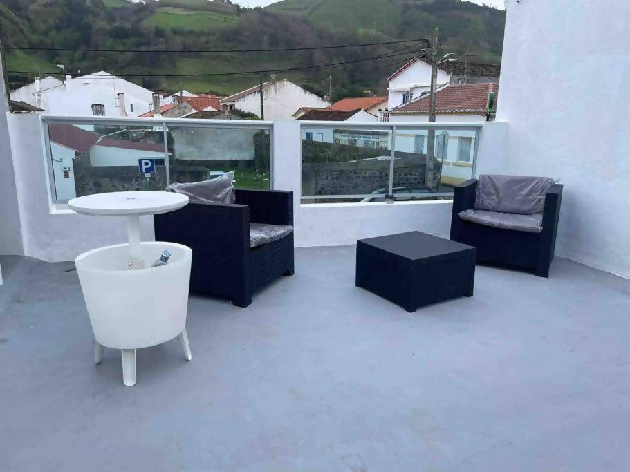 Alvarenga House Maia  Экстерьер фото