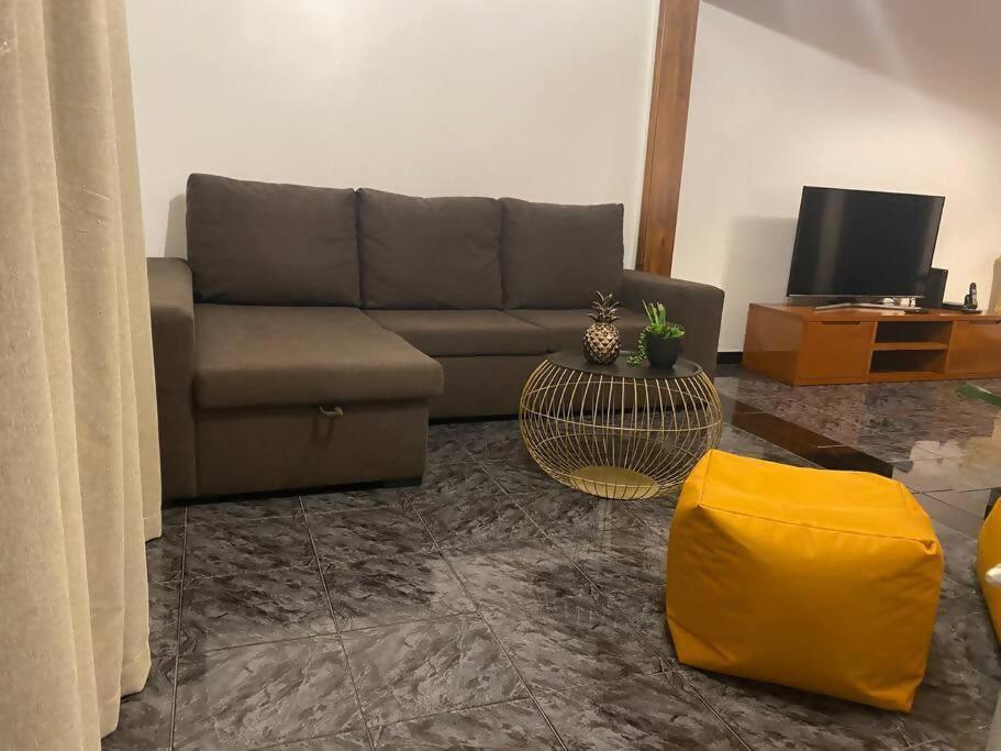 Alvarenga House Maia  Экстерьер фото