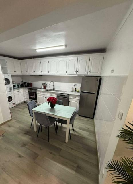 Alvarenga House Maia  Экстерьер фото