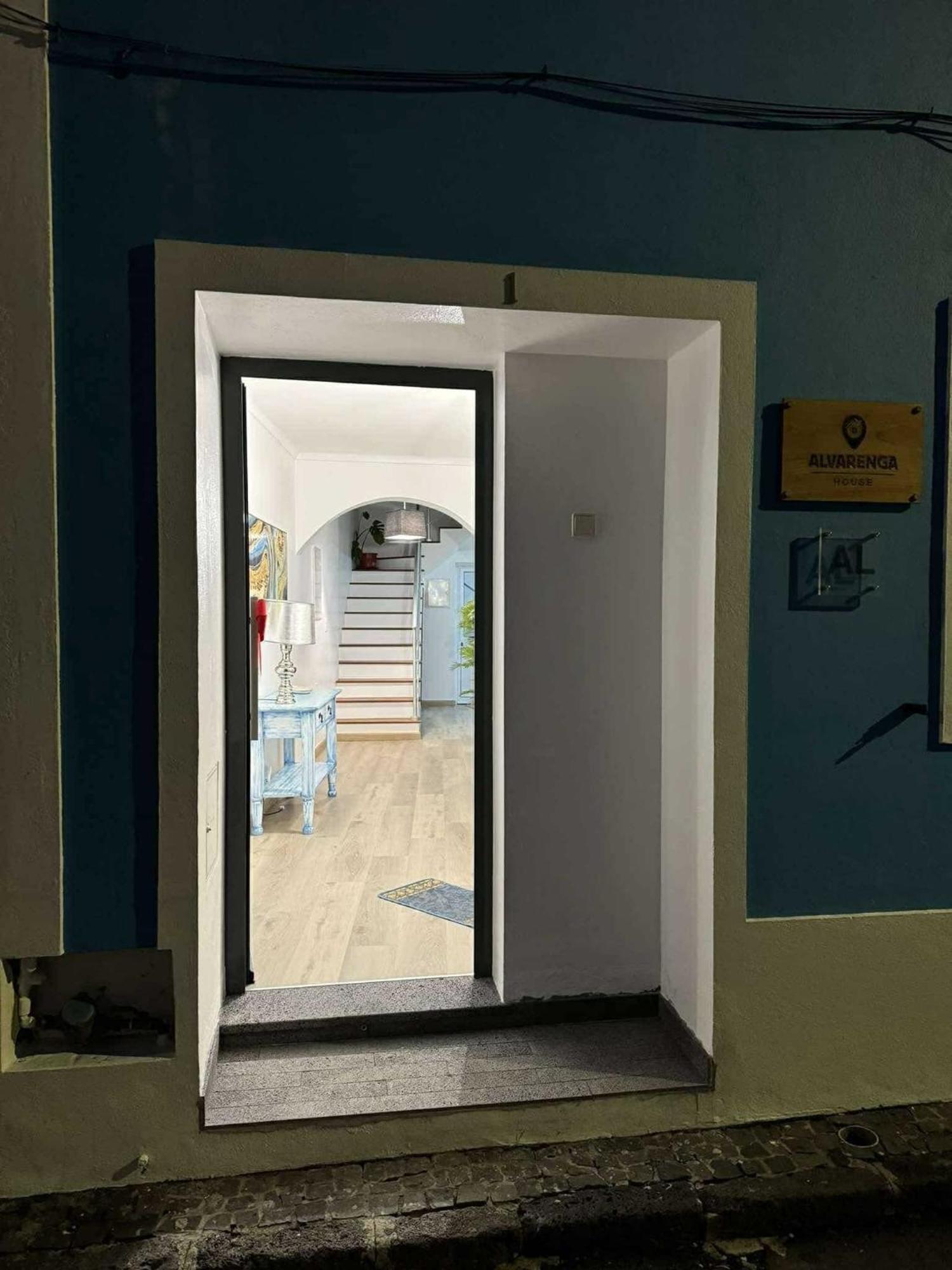 Alvarenga House Maia  Экстерьер фото